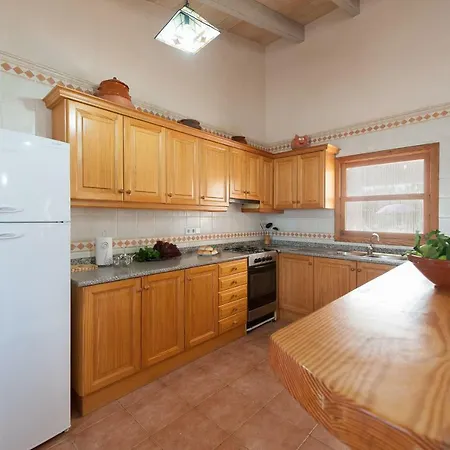 Villa Son Rossinyol *